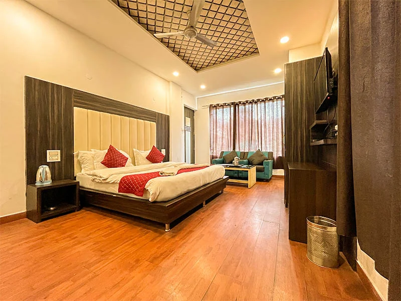 3 Star Hotels In Dalhousie-Hotel Dalhousie Grand-Premium Room